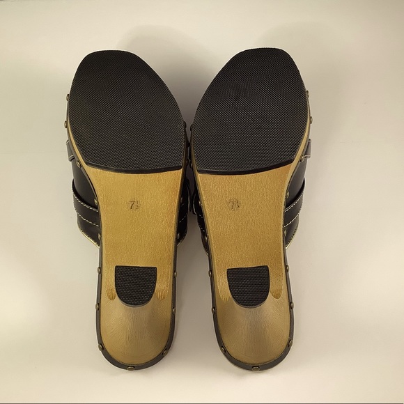NWOT Fashion Bug Dinah Black Faux Leather Wood Platform Clog Heels 7.5 - Picture 4 of 16